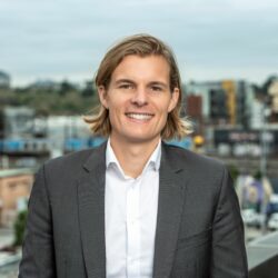 Stephen Challis Speaker at Energy Storage Summit Middle East