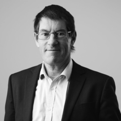 Dr Keith Lovegrove Speaker at Energy Storage Summit Middle East